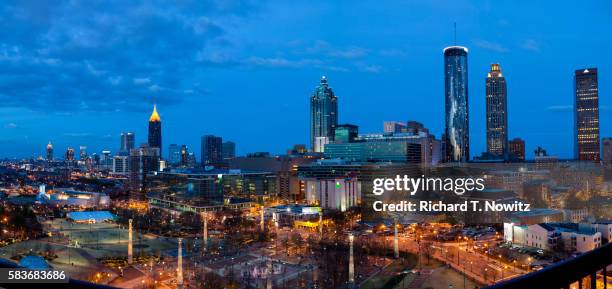 panorama of downtown atlanta - at & t center fotografías e imágenes de stock