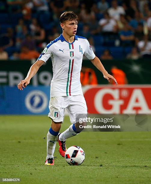 Nicolo Barelle of Italy with the ball during the UEFA Under19 European Championship Final match between U19 France and U19 Italy at Wirsol...