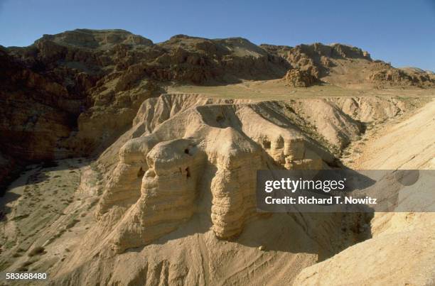 the caves at qumran - qumran stock pictures, royalty-free photos & images