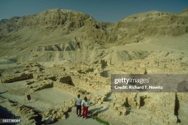 tourists at the ruins at qumran - qumran stock pictures, royalty-free photos & images