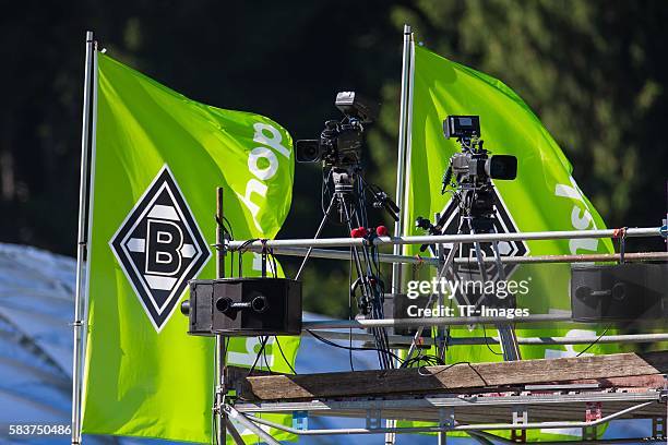 Rottach-Egern, Germany , Testspiel, Borussia Moenchengladbach - TSV 1860 Muenchen, feature, Fernsehkamera