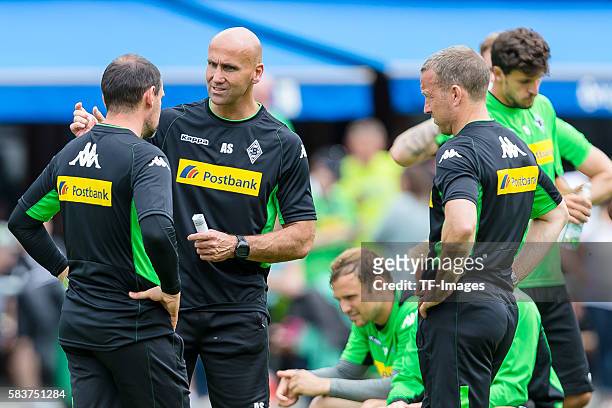 Rottach-Egern, Deutschland, , Trainingslager, Borussia Moenchengladbach v-l Co-Trainer Manfred Stetes Cheftrainer Andre Schubert Co-Trainer Frank...