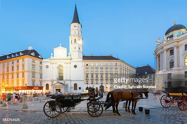 horse carriage, josefsplatz, vienna - vienna stock pictures, royalty-free photos & images