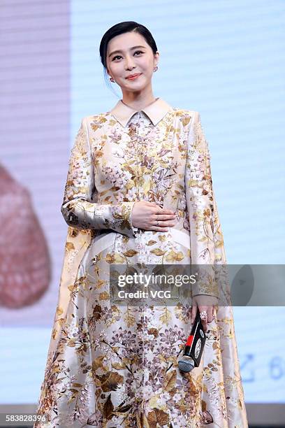 Actress Fan Bingbing attends the press conference of director Feng Xiaogang's film "I Am Not Madame Bovary" on July 27, 2016 in Beijing, China.