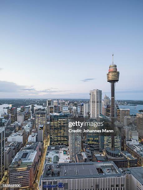 sydney - torre de centerpoint fotografías e imágenes de stock