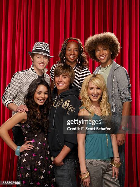 Cast of High School Musical (clockwise from top left: Lucas Grabeel, Monique Coleman, Corbin Bleu, Ashley Tisdale, Zac Efron and Vanessa Hudgens are...