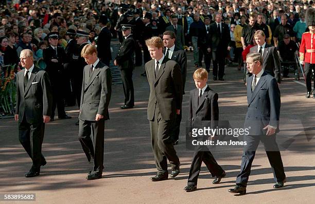 Prince Philip, Prince William, Count Spencer, Prince Henry and Prince Charles.