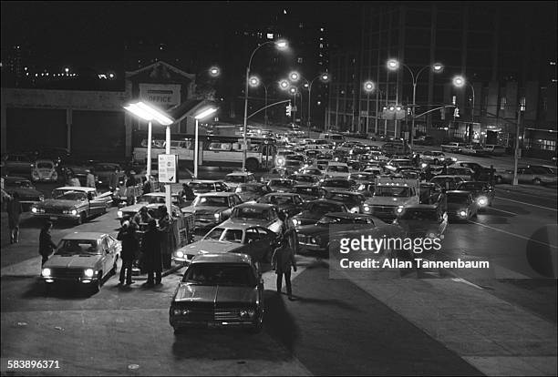 Motorists line up to pay a dollar a gallon for gasoline during the oil embargo, New York, New York, December 23, 1973.