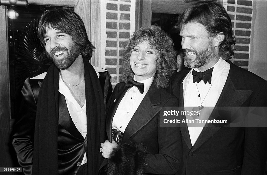 Streisand, Peters, & Kristofferson At 'A Star Is Born' Party