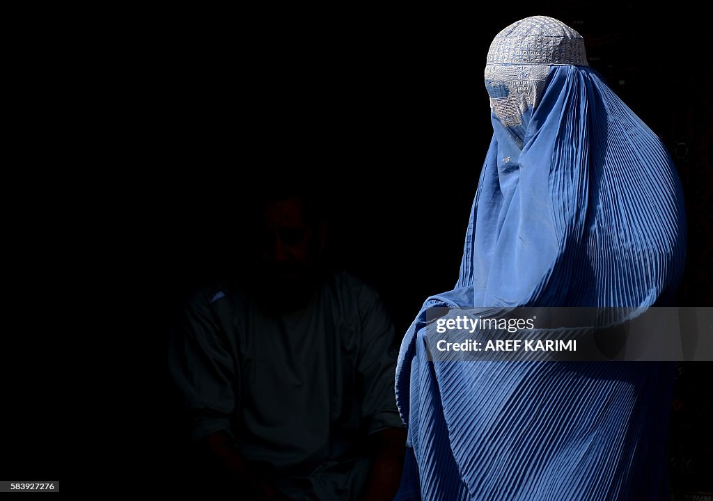 TOPSHOT-AFGHANISTAN-SOCIETY-WOMAN