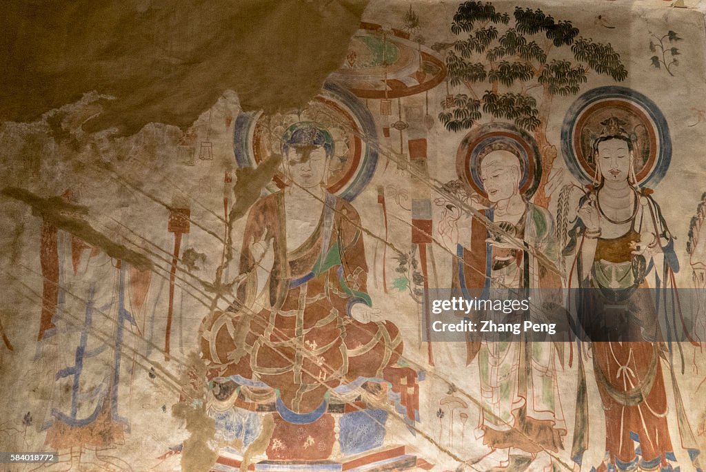 Murals of Mogao cave 276, Sui Dynasty. The Mogao Caves,...
