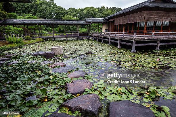 Shirotori Garden is a strolling garden with paths that run along the banks of sculpted streams and ponds. In the center of the garden Seiu-tei...