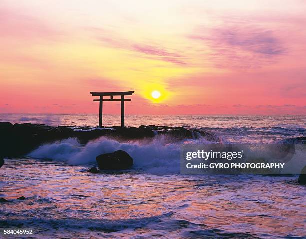 sun rising over the sea, oarai, ibaraki prefecture, japan - oarai town stock pictures, royalty-free photos & images