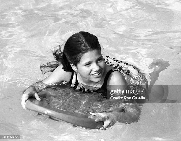 Ari Meyers attends an exclusive photo session on April 21, 1983 in Beverly Hills, California.