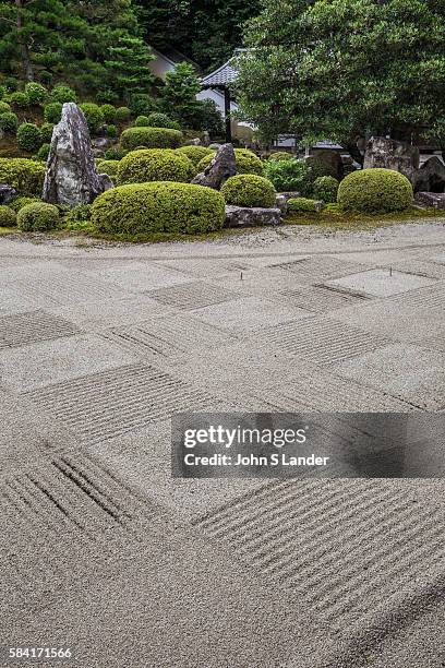 Tofukuji Fumo-in is a Zen garden in Kaisan-do, sub-temples at Tofuku-ji. The dry landscape karesansui garden here is composed of gravel raked into...