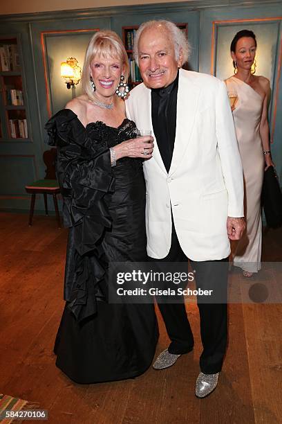 Martin T. Sosnoff and his wife Toni Sosnoff during a reception for the 5th gala to benefit The Israel Museum Jerusalem ahead of the opera premiere...