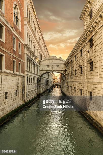 venice, bridge of sighs - bridge of sigh stock pictures, royalty-free photos & images