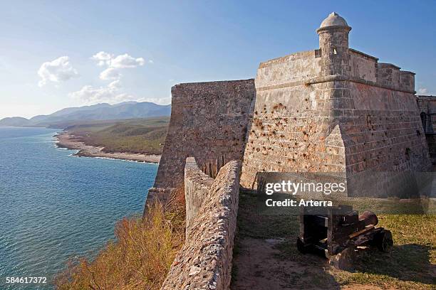 Castillo de San Pedro de la Roca / Castillo del Morro / San Pedro de la Roca Castle, fortress guarding the bay at Santiago de Cuba, Cuba, Caribbean.