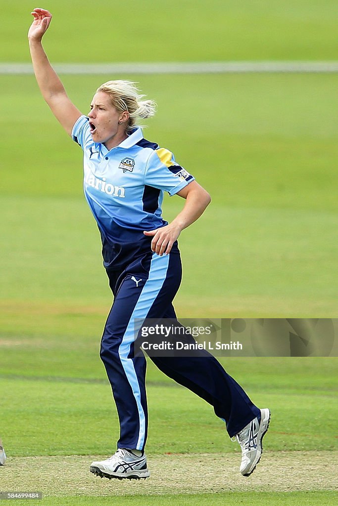 KSL: Yorkshire Diamonds v Loughborough Lightning