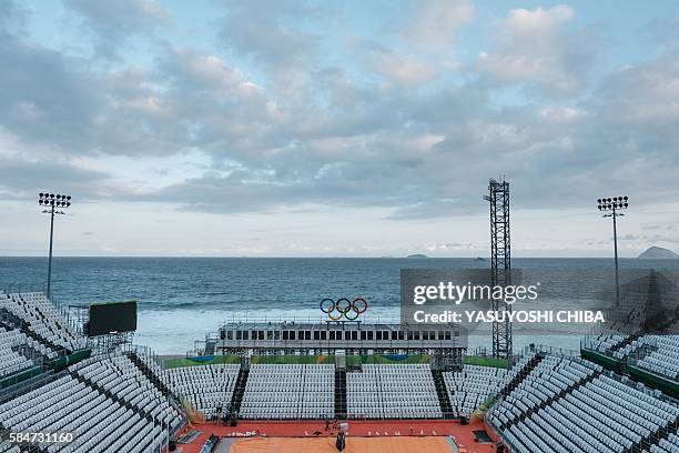 The Beach Volley Arena in Copacabana Beach in Rio de Janeiro, Brazil, on July 30, 2016. / AFP / YASUYOSHI CHIBA