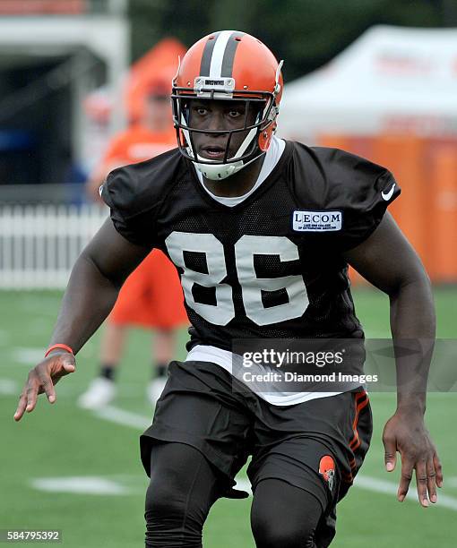 Tight end Randall Telfer of the Cleveland Browns takes part in drills during a training camp on July 29, 2016 at the Cleveland Browns training...