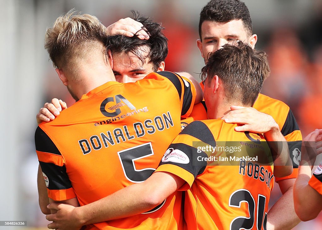 Dundee Utd v Dunfermline - Scottish League Cup