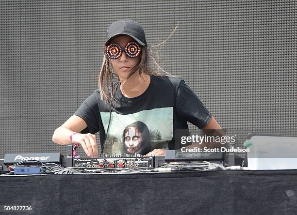Rezz Rezz Photos and Premium High Res Pictures - Getty Images
