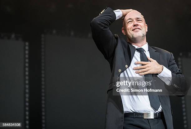 Der Graf of Unheilig performs during Schlosspark Open Air on July 31, 2016 in Weinheim, Germany.