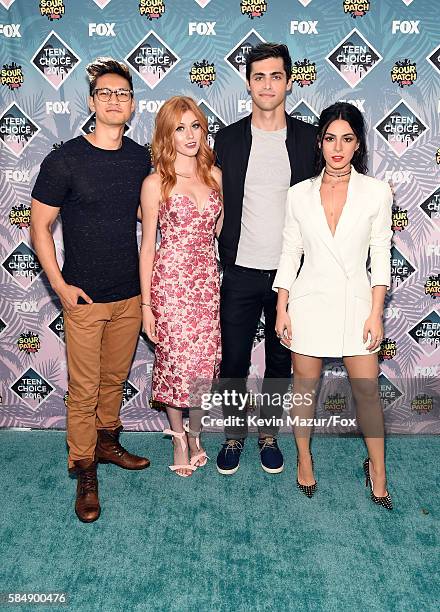 Actors Harry Shum Jr., Katherine McNamara, Matthew Daddario and Emeraude Toubia attend Teen Choice Awards 2016 at The Forum on July 31, 2016 in...