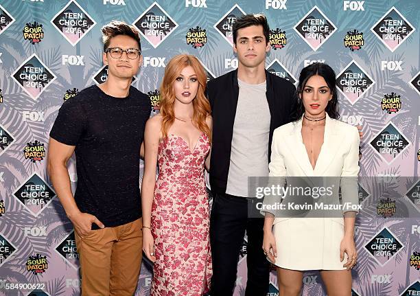 Actors Harry Shum Jr., Katherine McNamara, Matthew Daddario and Emeraude Toubia attend Teen Choice Awards 2016 at The Forum on July 31, 2016 in...