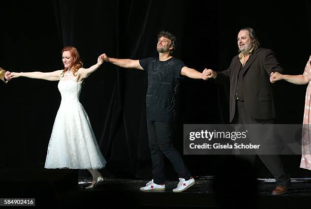 Opera singer Sara Jakubiak sings 'Eva', Jonas Kaufmann sings 'Walther von Stolzing' , Wolfgang Koch sings 'Hans Sachs' during the final applause...