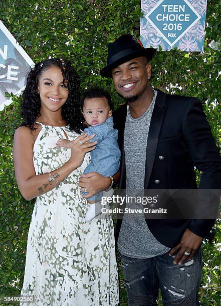 Crystal Renay and recording artist Ne-Yo attend Teen Choice Awards 2016 at The Forum on July 31, 2016 in Inglewood, California.