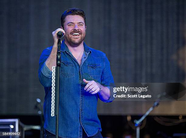 Chris Young performs during the 99.5 WYCD Detroit Hoedown at DTE Energy Music Theater on July 31, 2016 in Clarkston, Michigan.