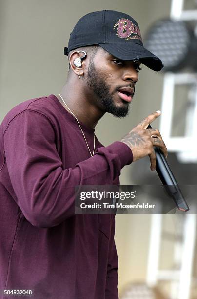 Bryson Tiller performs during Lollapalooza at Grant Park on July 31, 2016 in Chicago, Illinois.