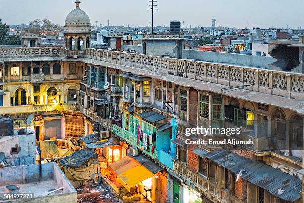 apartments at fatehpuri majid, old delhi - chandni chowk stockfoto's en -beelden