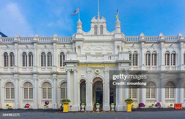 the unesco world heritage site of penang - georgetown world heritage building stockfoto's en -beelden