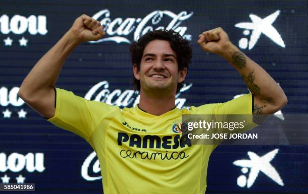 Villarreal's new signing Brazilian Alexandre Rodrigues da Silva "Pato" poses with his new jersey during his Official presentation at Ermita de la...