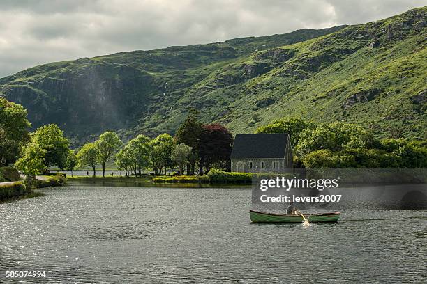 gougane barra - república da irlanda imagens e fotografias de stock