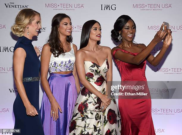 Miss USA 2015 Olivia Jordan, Miss Teen USA 2015 Katherine Haik, Miss Universe 2015 Pia Alonzo Wurtzbach and Miss USA 2016 Deshauna Barber send a...