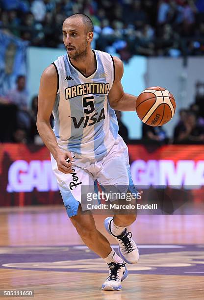 Emanuel Ginobili of Argentina dribbles the ball during a match between Argentina and France as part of Super 4 at Orfeo Superdomo on August 01, 2016...
