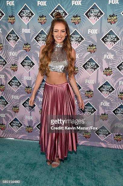 Model and Television host Patricia Zavala attends Teen Choice Awards 2016 at The Forum on July 31, 2016 in Inglewood, California.