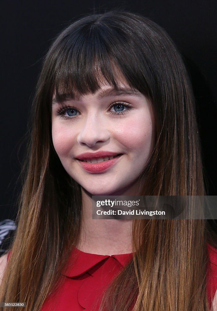 Premiere Of EuropaCorp's "Nine Lives" - Arrivals