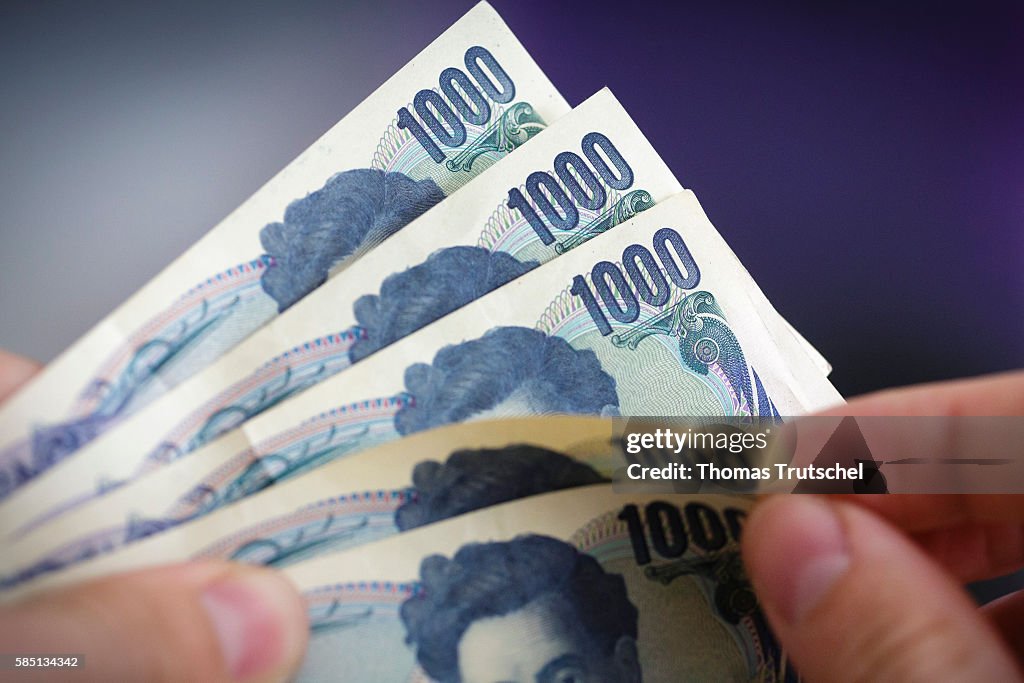 Janapese Currency Yen