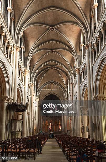 interior of the cathedral of notre dame in lausanne - lausanne cathedral notre dame stock pictures, royalty-free photos & images