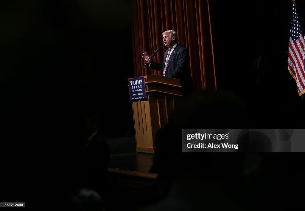 Republican Presidential Candidate Donald Holds Rally In Ashburn, Virginia