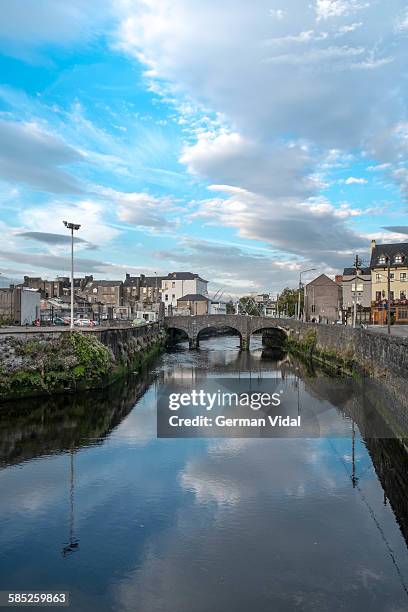 south gate bridge, cork - cork city stock-fotos und bilder