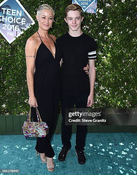 Teri Polo arrives at the Teen Choice Awards 2016 at The Forum on July 31, 2016 in Inglewood, California.