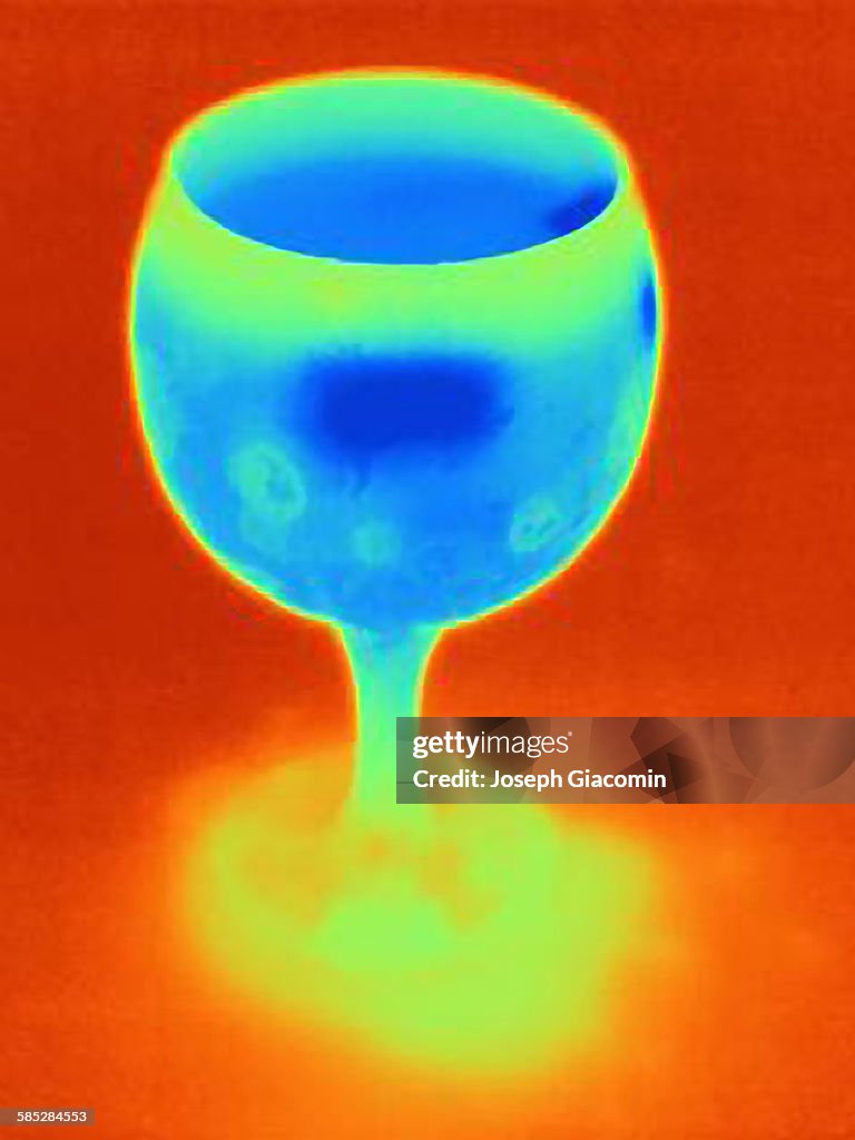 Thermal image of cocktail in glass