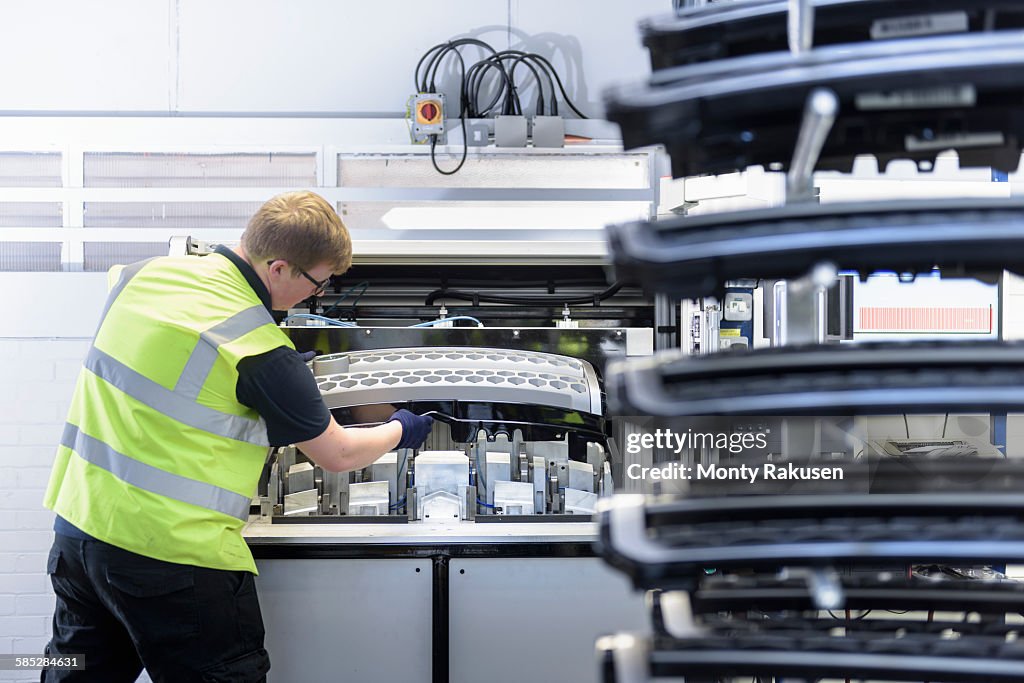 Paint Inspection Rigs Worker With Test Rig In Spray Paint Factory High-Res Stock Photo ...