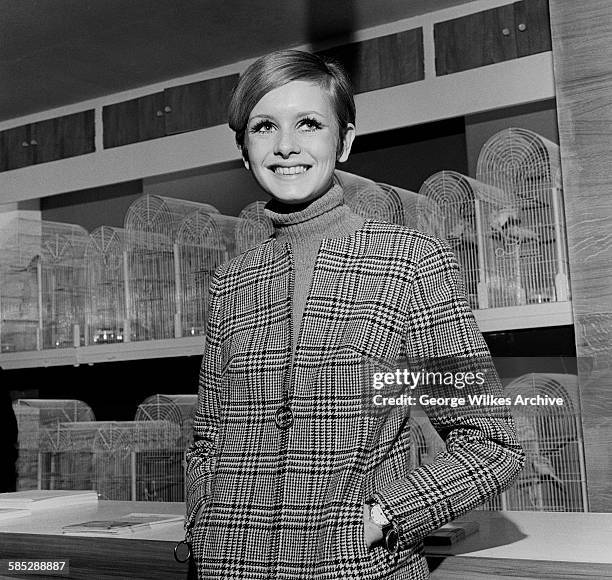 English model and actress Lesley Lawson, aka Twiggy, at the Budgerigar Information Bureau in London.